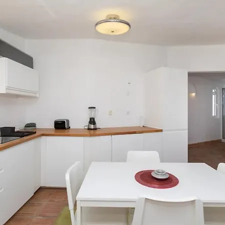 Stunning 5 Bedroom Hotell *