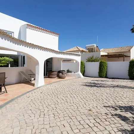 Stunning 5 Bedroom Hotell *