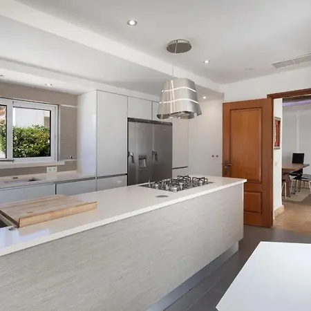 Stunning 5 Bedroom Αλμπουφέιρα